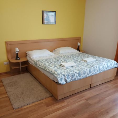 Appartamento Viola Wellness Apartman Zalakaros Esterno foto